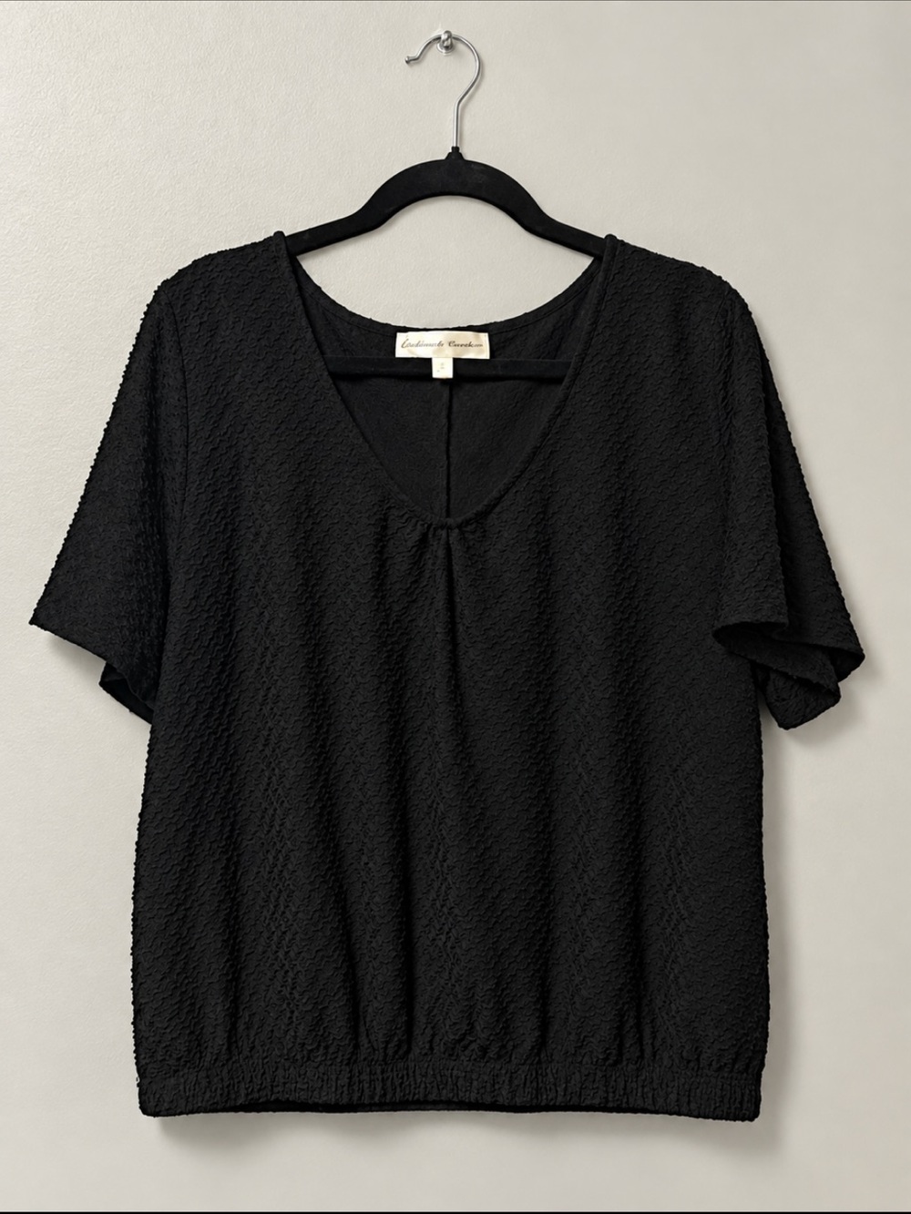 Chelsea & Theodore Black Textured Short Sleeve Top Size L